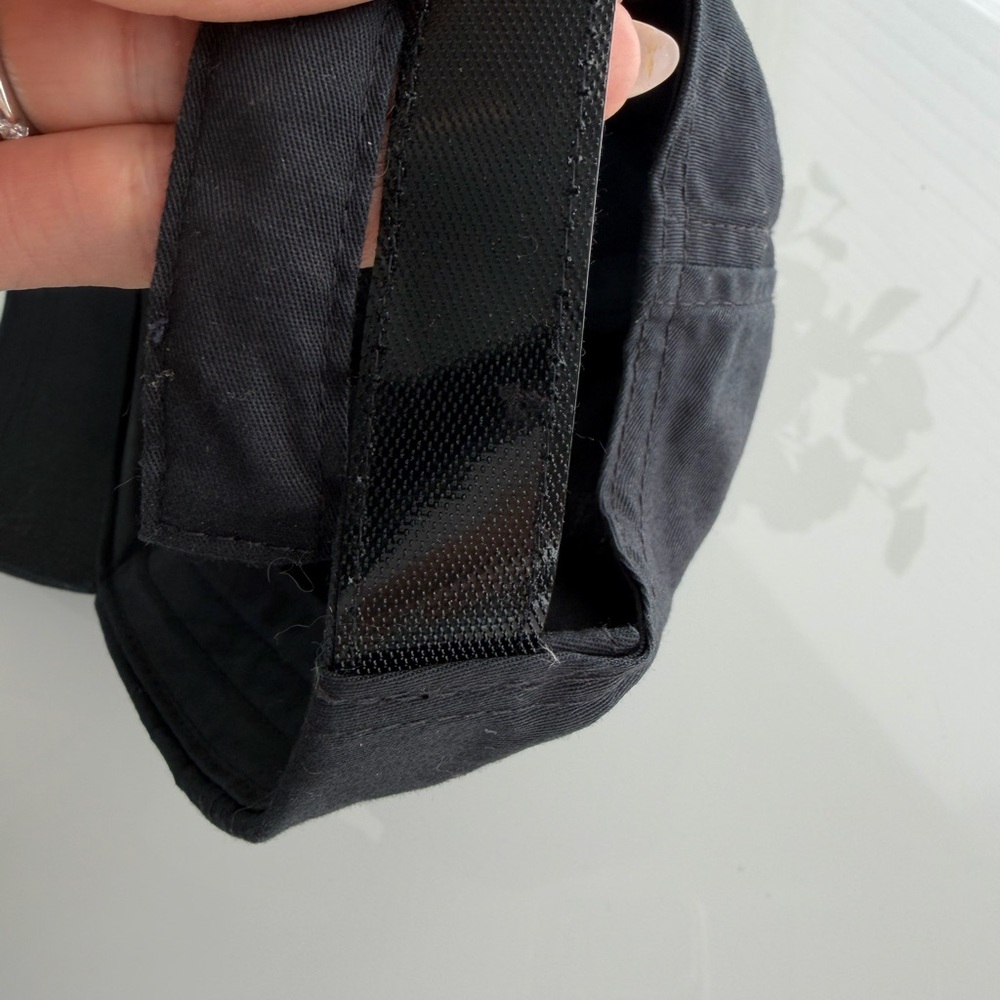 ALO Yoga Womens Black Cap - Picture 6 of 6